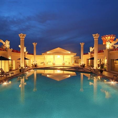 Harmoni One Convention Hotel And Service Apartments Batam Eksteriør billede