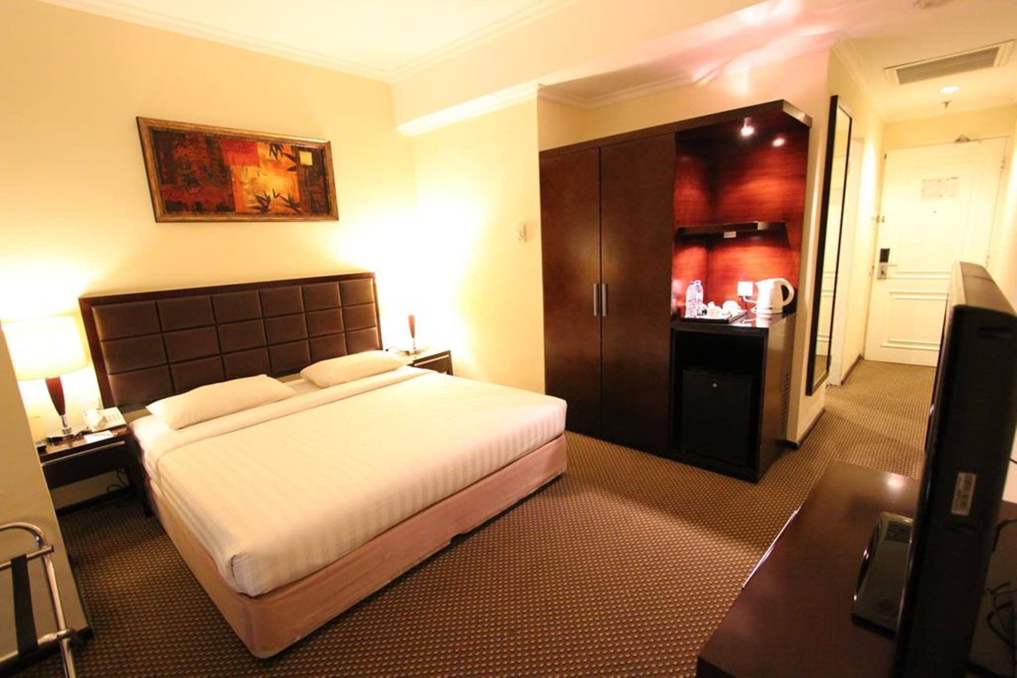 Harmoni One Convention Hotel And Service Apartments Batam Eksteriør billede