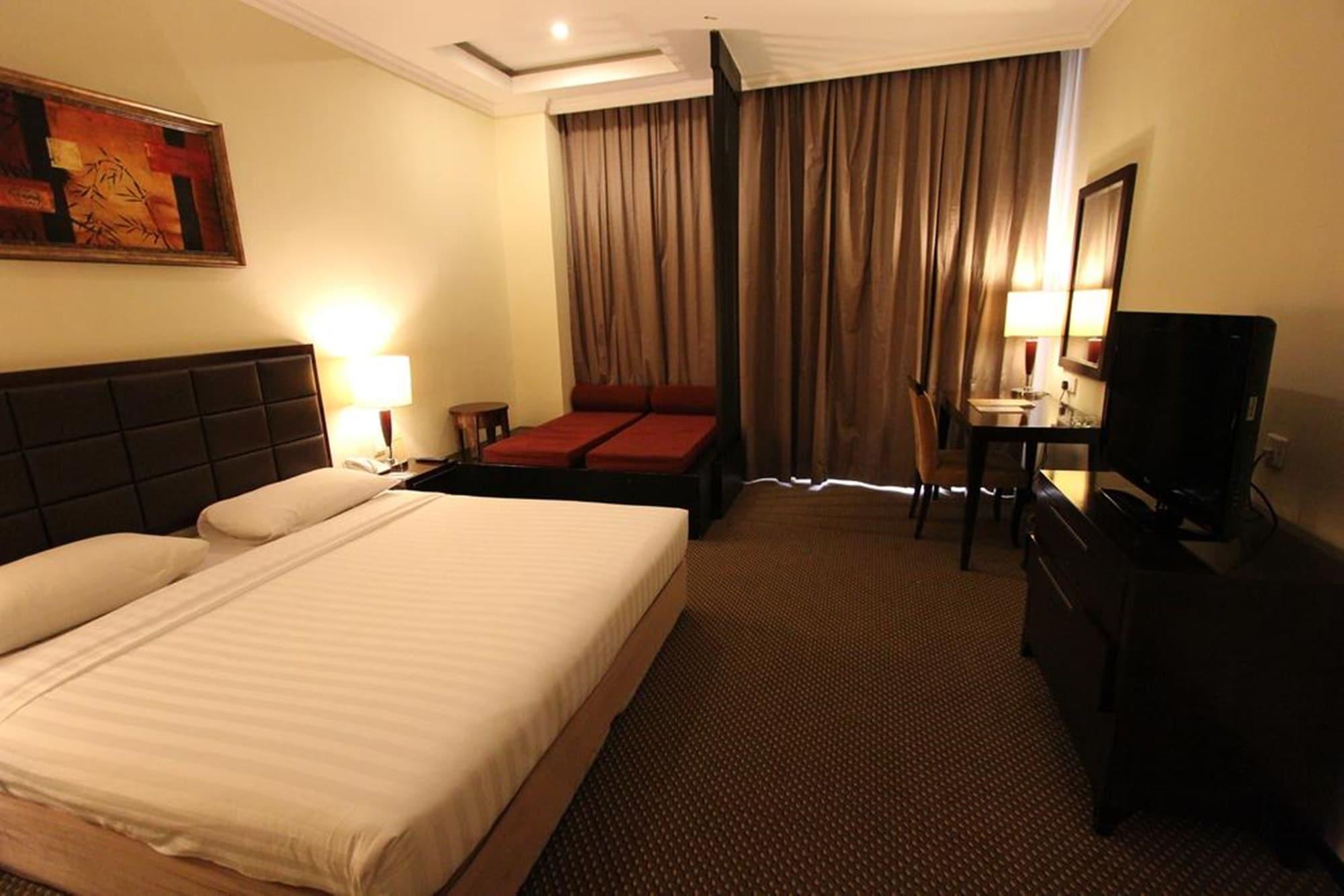Harmoni One Convention Hotel And Service Apartments Batam Eksteriør billede