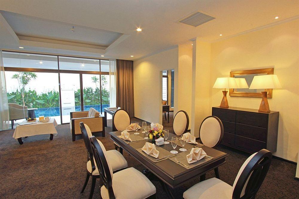 Harmoni One Convention Hotel And Service Apartments Batam Eksteriør billede