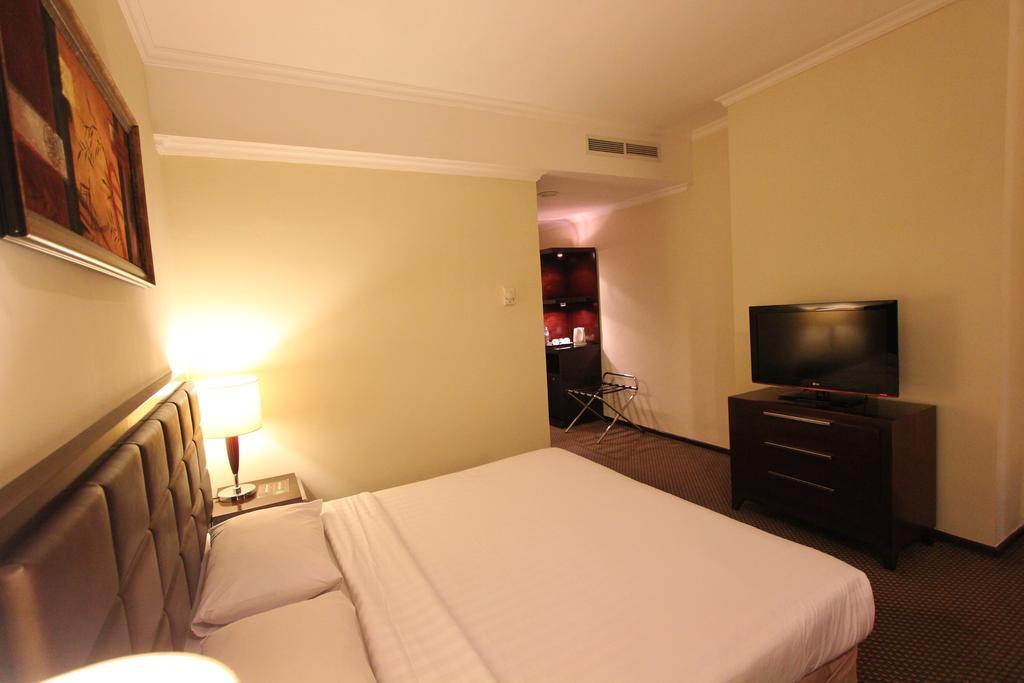 Harmoni One Convention Hotel And Service Apartments Batam Eksteriør billede