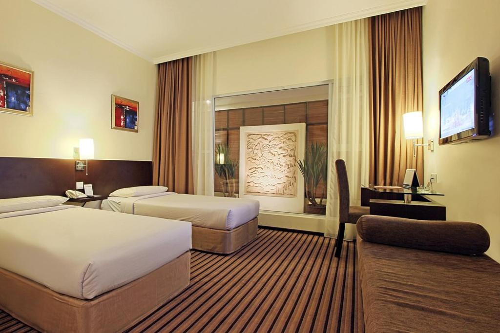 Harmoni One Convention Hotel And Service Apartments Batam Eksteriør billede